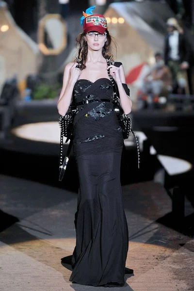 Look 37